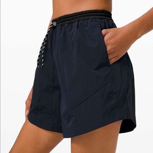 Lululemon Evergreen Short Black/Navy